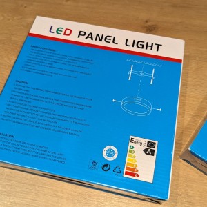 Nadgradni kvadratni LED paneli 25W 3000K (novo) - 3 komada