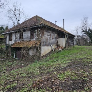 Dajem drvenu kuću