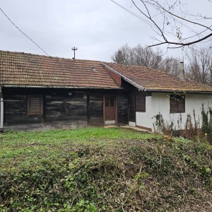 Dajem drvenu kuću