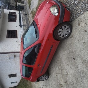 Renault clio 1.2 2000g