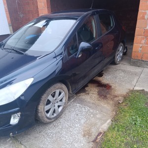 Peugeot 308 2010 karamboliran