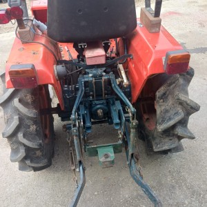 Kubota B1400