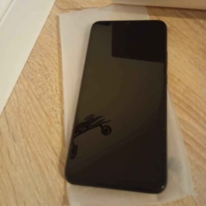 Prodajem mobitel Xiaomi Redmi 9