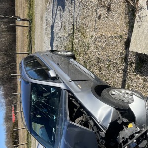 Bmw x3,3.0 d karamboliran