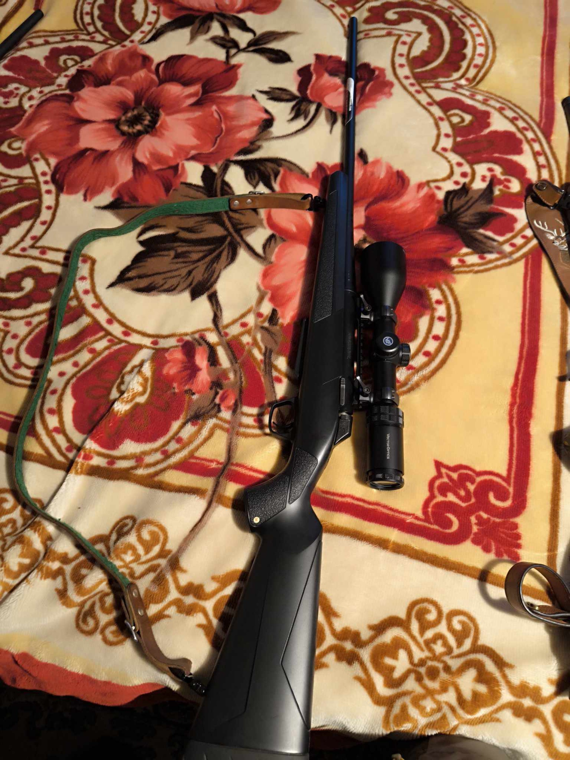 Prodajem 300 win. Magnum
