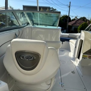 Crownline 220