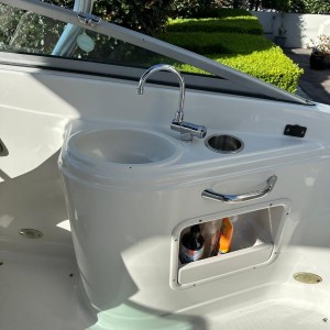 Crownline 220