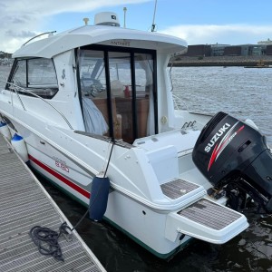 Beneteau Antares 8
