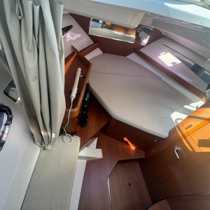 Beneteau Antares 8