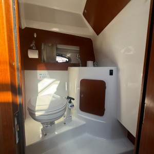 Beneteau Antares 8