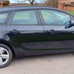 Opel Astra J Sports Tourer