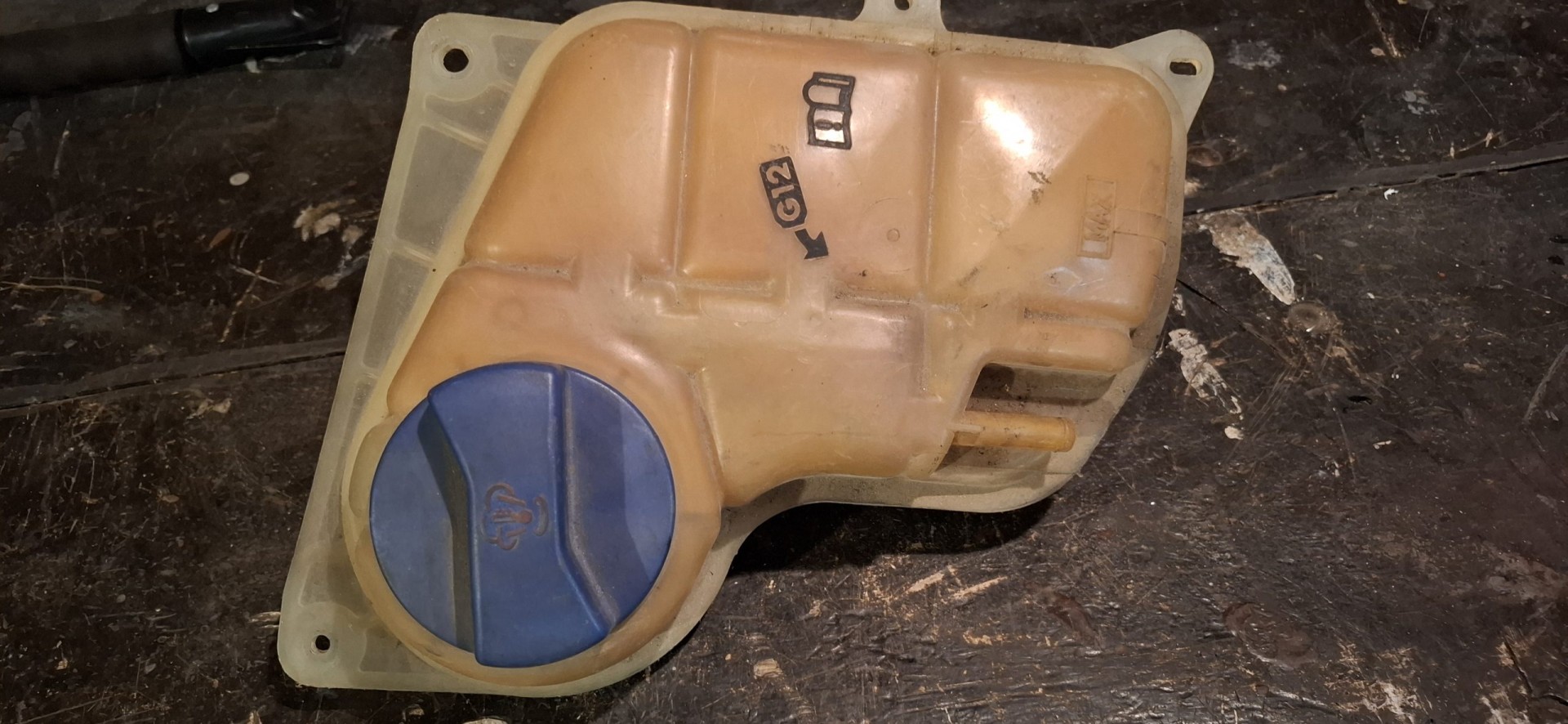 VW passat B5 posuda vode