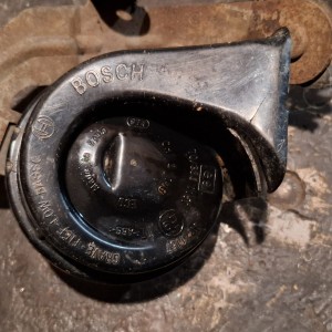Prodajem sirenu/trubu za VW passat 2000-2005 god