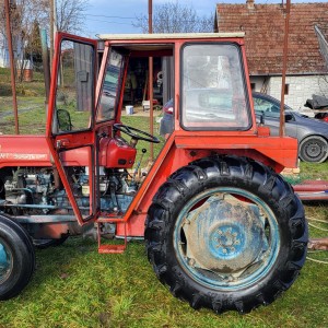 Traktor IMT 539 DeLuxe