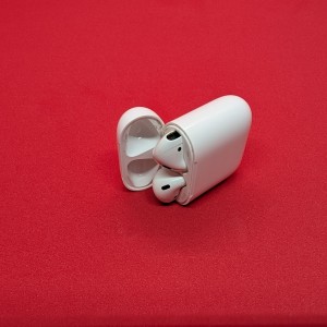Slušalice Apple AirPods 1. generacija