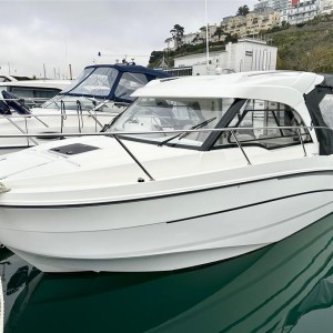 Beneteau Antares 8