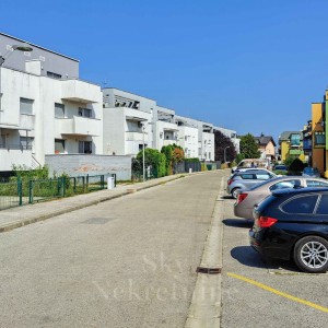 Stan za najam38m2 s parking mjestomMalešnica
