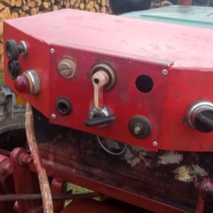 Tomo Vinković 4x4 plus špero 18 konja sa prednjom hidraulikom