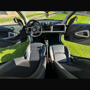 Smart fortwo ***Reg. 10.1.2026, Servo***
