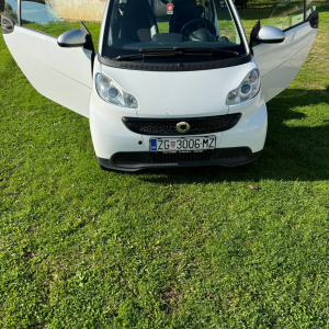 Smart fortwo ***Reg. 10.1.2026, Servo***