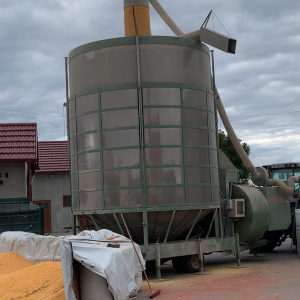 Prodajem sušaru za kukuruz Agrimec od 38 t