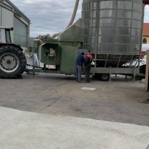 Prodajem sušaru za kukuruz Agrimec od 38 t