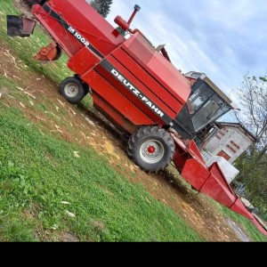 Kombajn deutz fahr 1002