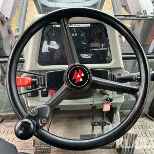 Massey Ferguson 5445 + Quicke Q45 prednji utovarivač