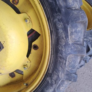 Gume i felge za traktor