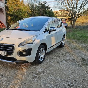 Peugeot 3008 Hybrid4 2,0 HDi automatik