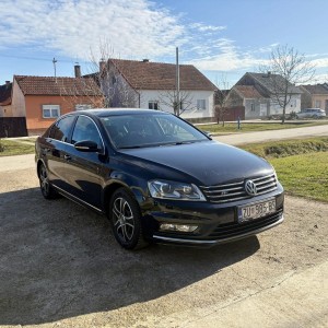 VW Passat R-line 2.0 TDI
