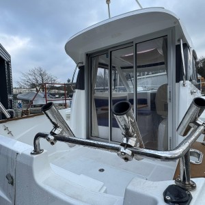 Motorni brod Beneteau Antares