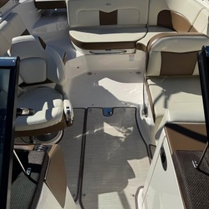 Chaparral Motorni Brod