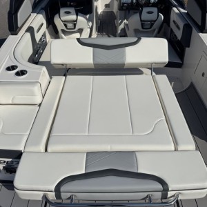 Chaparral Motorni Brod