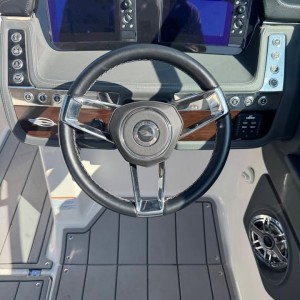 Chaparral Motorni Brod
