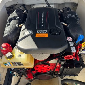 Chaparral Motorni Brod