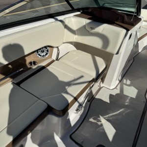 Chaparral Motorni Brod