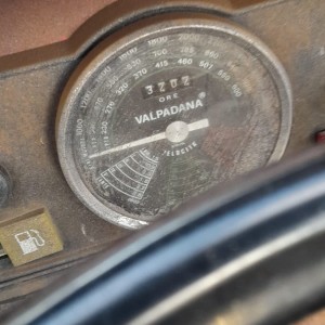 Prodajem traktor Valpadana 7070