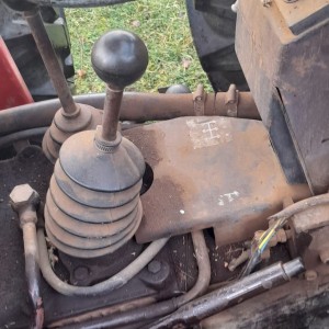 Prodajem traktor Valpadana 7070