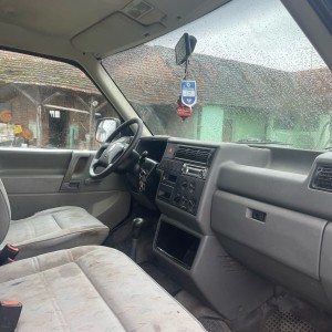 Volkswagen Transporter 2.4d