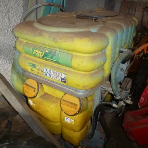 Prodajem balirku Gallignani 1600, atomizer Pro Yet, podrivač, rototiler Calderoni, bočna kosa