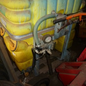 Prodajem balirku Gallignani 1600, atomizer Pro Yet, podrivač, rototiler Calderoni, bočna kosa