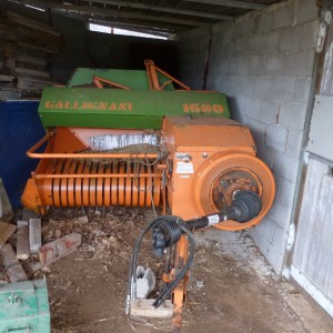Prodajem balirku Gallignani 1600, atomizer Pro Yet, podrivač, rototiler Calderoni, bočna kosa