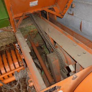 Prodajem balirku Gallignani 1600, atomizer Pro Yet, podrivač, rototiler Calderoni, bočna kosa