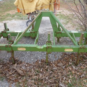 Prodajem balirku Gallignani 1600, atomizer Pro Yet, podrivač, rototiler Calderoni, bočna kosa