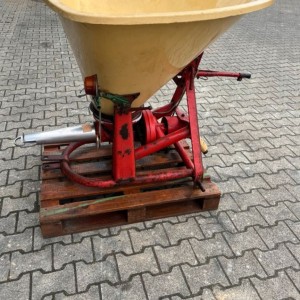 Rasipač Vicon 300 kg