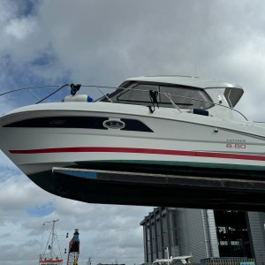 Beneteau Antares 8