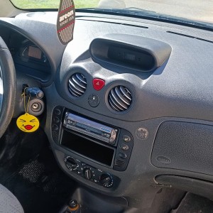 Citroen C3 1.4 i reg do 5.5 servo klima bez hrđe mala potrošnja