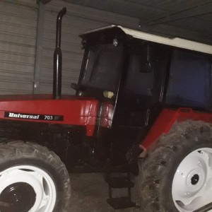Universal traktor
