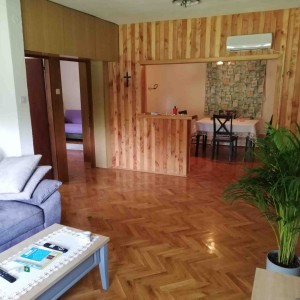 Katnica 552m2, 8+soba, okućnica 3.155m2, Razljev, općina Križ (Najam/prodaja)